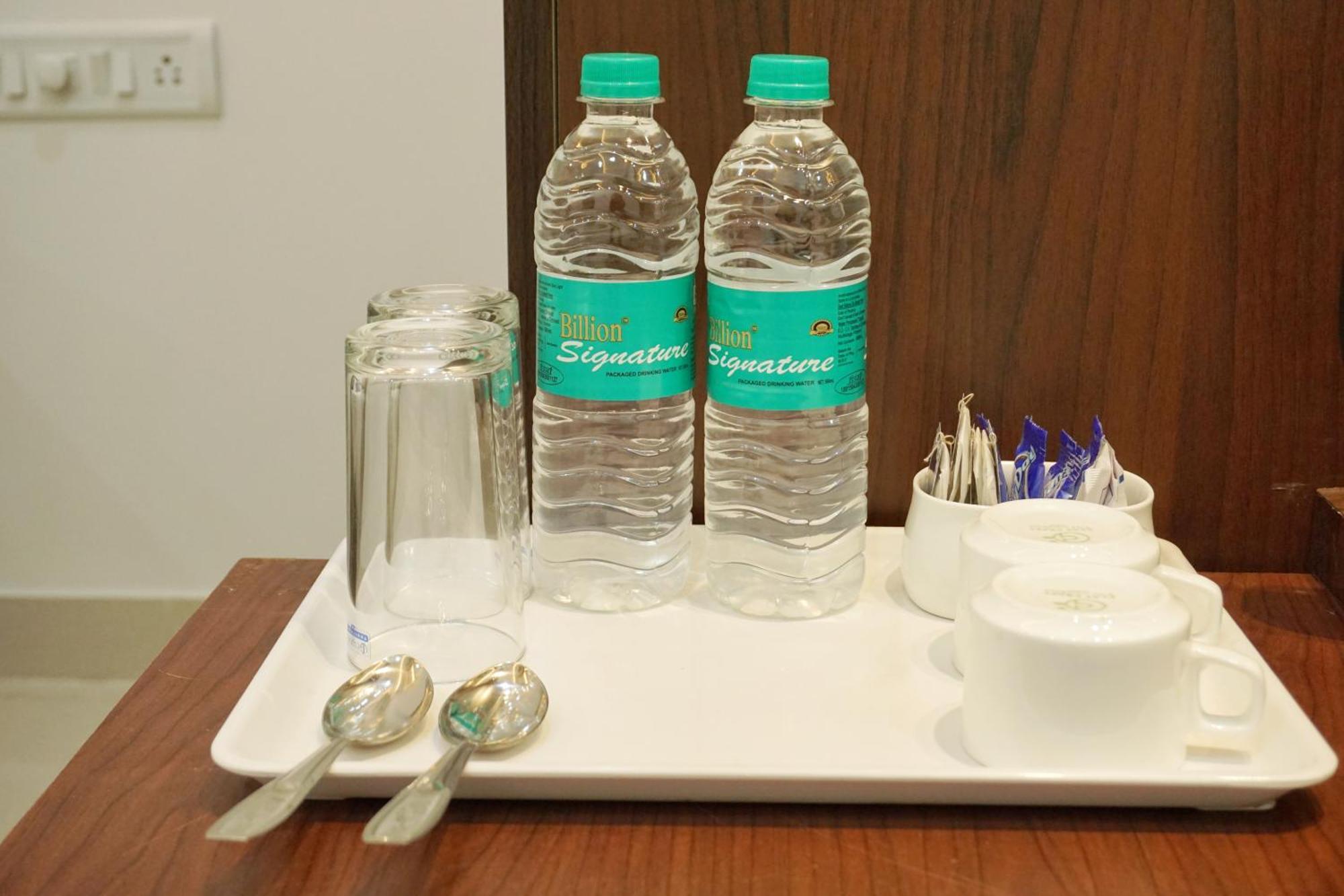 Agira Hotel near Bangalore International Airport Yelahanka Esterno foto